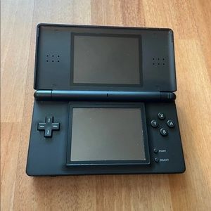 Used Nintendo DS Lite